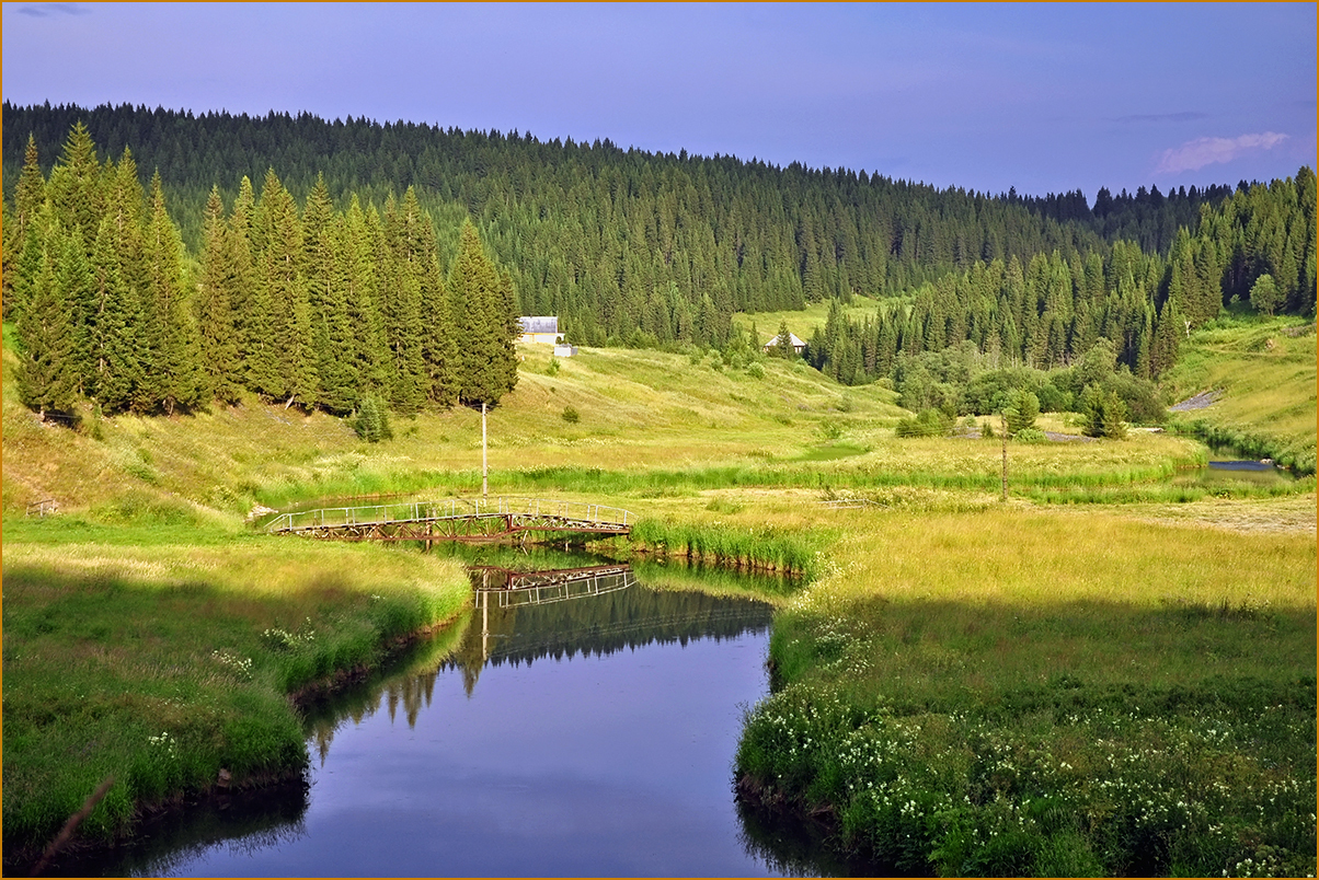 Фото mis. Кусье-Александровский Пермский край. Усть Александровск Пермский край. Горнозаводский район природа. Скалы Кусье Александровский.
