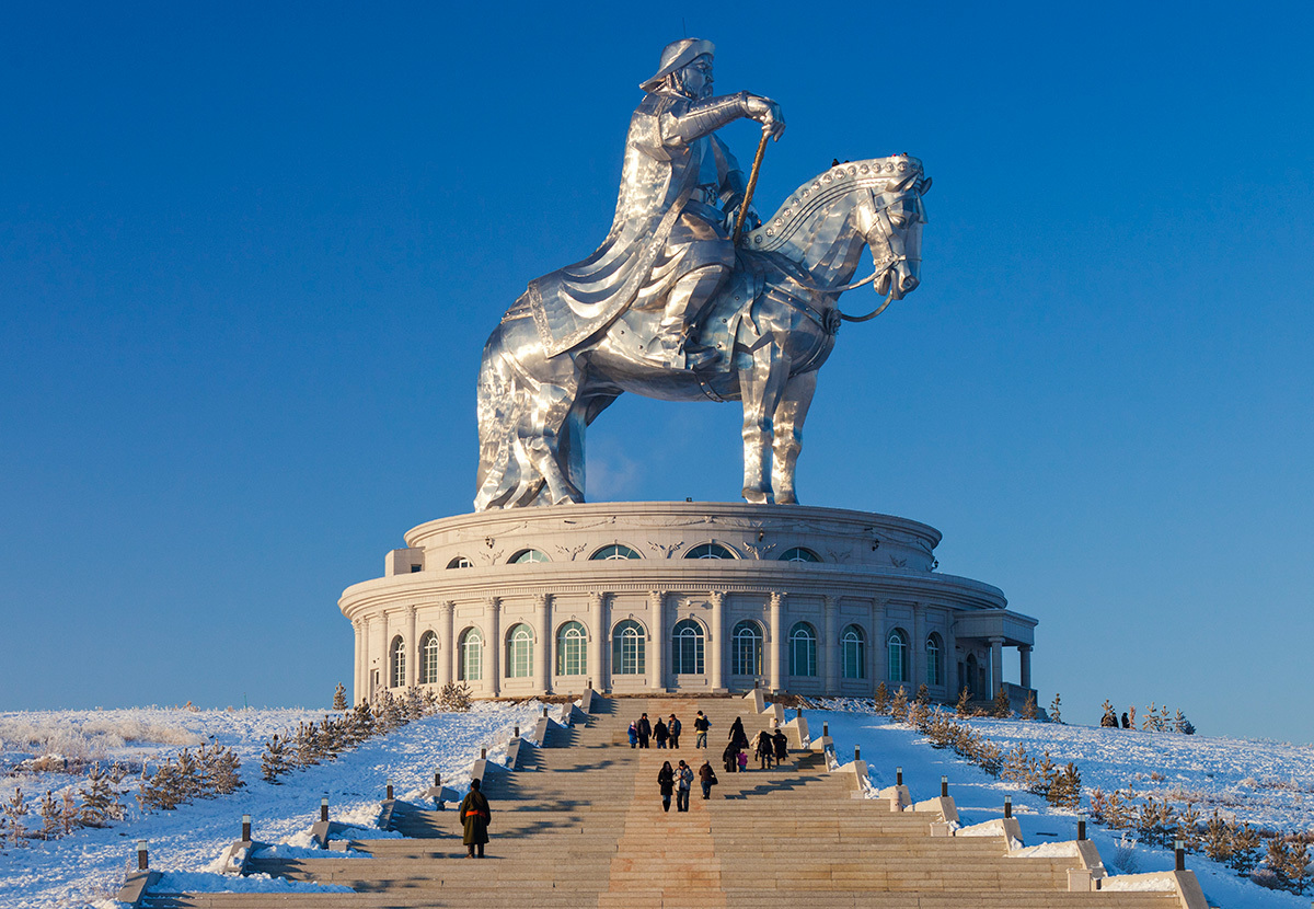 батый хан памятник