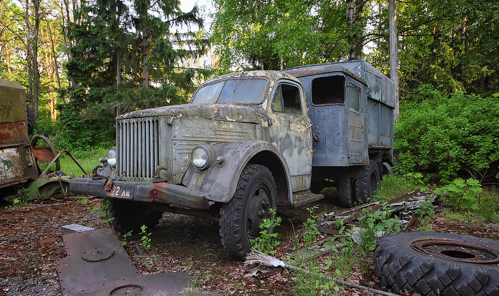 Списанные военные автомобили